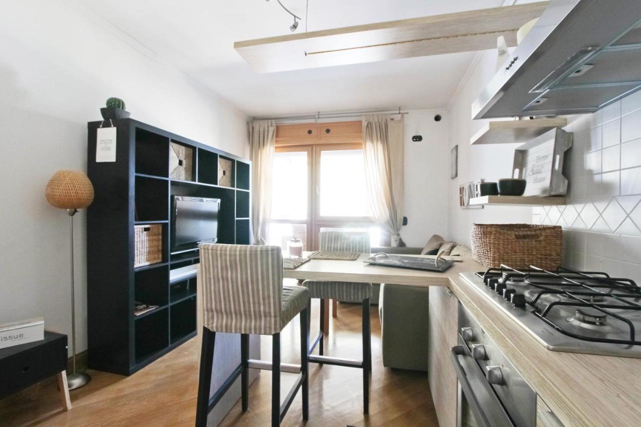 Cozy Terrace Apt Close To Eataly And Metro Piramide Rome Exterior photo